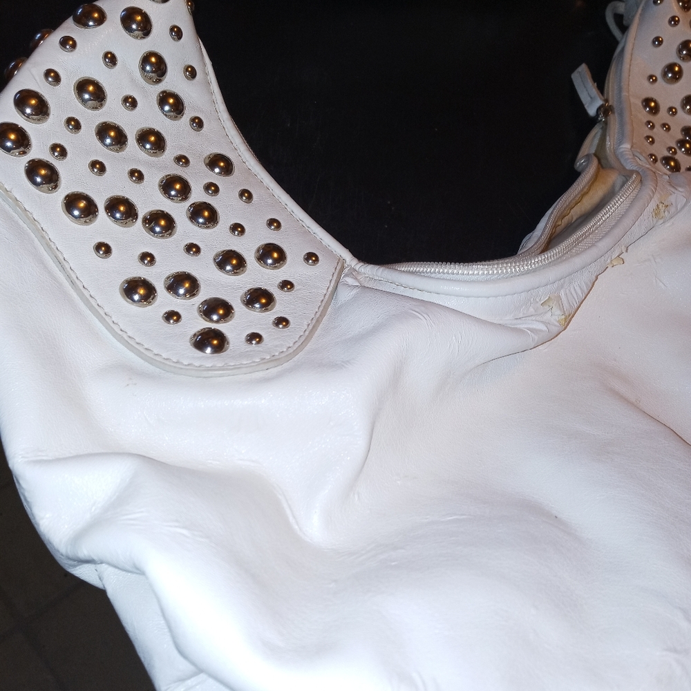 HANDBAG WITH HEAVY DECOR